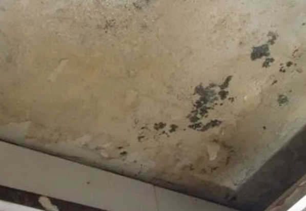 上虞阳台漏水维修公司分享下上虞卫生间渗水维修需要注意哪些问题。